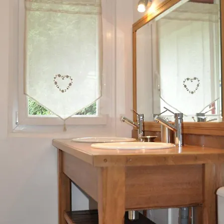 Spacieuse Maison De Montagne Avec Jardin Clos Et Cellier A - Fr-1-812-48